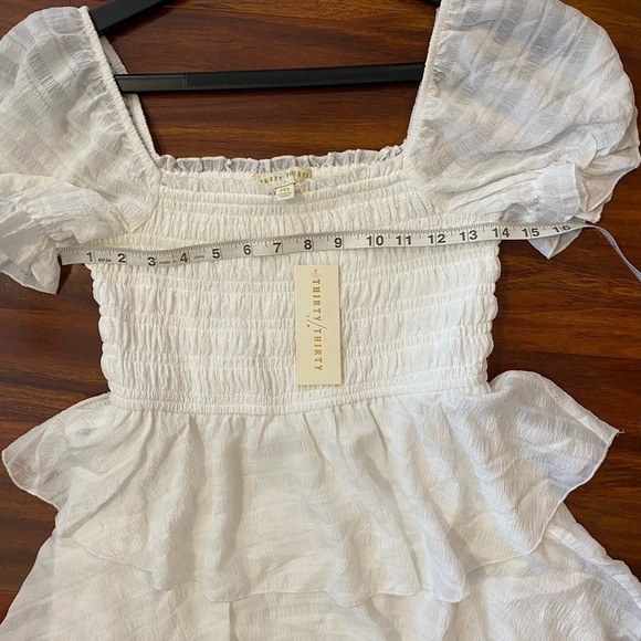 Women’s White Tiered Puff Sleeve midi Dress size medium - Picture 7 of 8